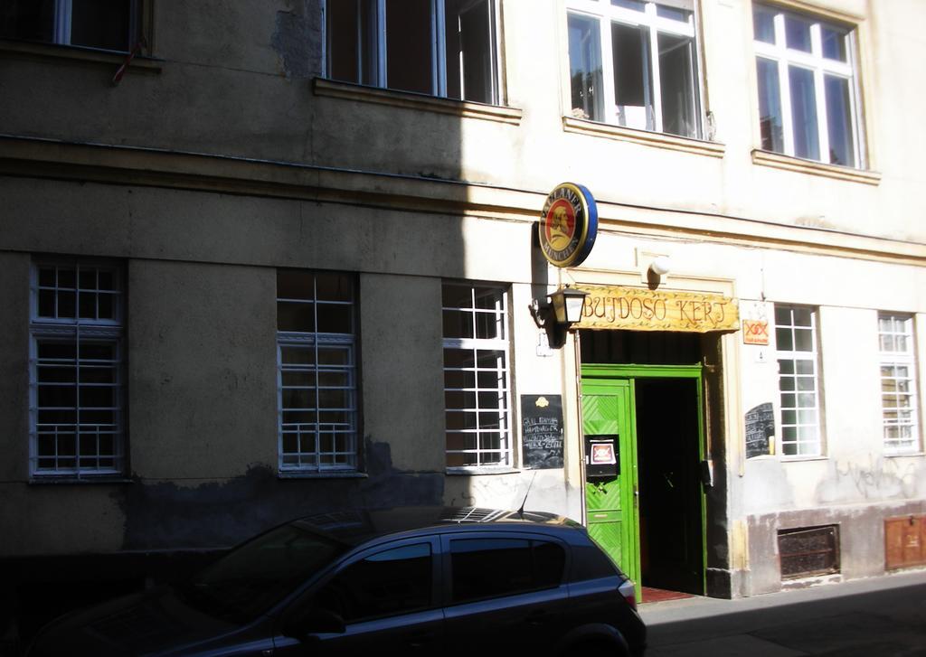 2Night Hostel Budapest Exterior foto