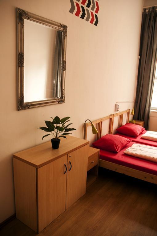 2Night Hostel Budapest Exterior foto