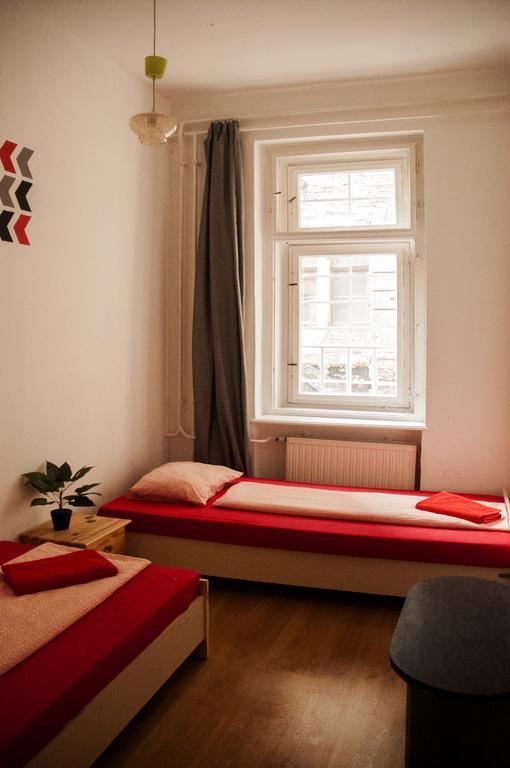 2Night Hostel Budapest Exterior foto